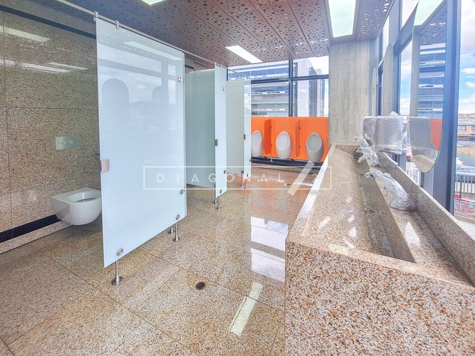 Oficina en arriendo en Fusca, Chía, 1400 m² · foto 5 de 17