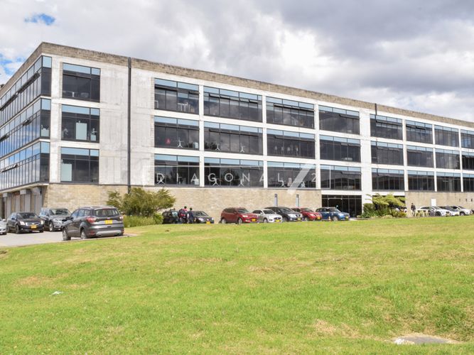 Bodega en venta en Siberia, Cota, 1293 m² · foto 3 de 12