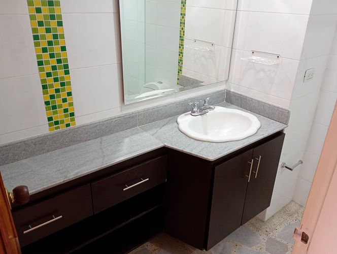 Apartamento de 4 alcobas en venta en Laureles, Medellín, 170 m² · foto 18 de 18
