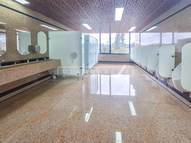 Oficina en arriendo en Fusca, Chía, 933 m² · foto 4 de 13