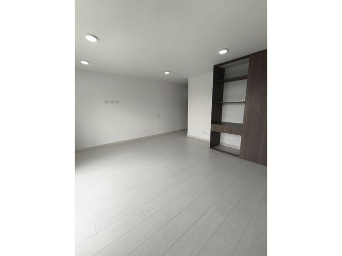Apartaestudio en venta en Santa Teresa, Bogotá, 38 m² · foto 10 de 24
