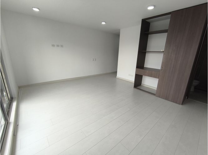 Apartaestudio en venta en Santa Teresa, Bogotá, 38 m² · foto 11 de 24