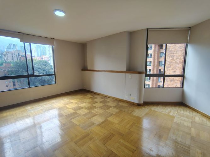 Apartamento de 3 alcobas en arriendo en El Poblado, Medellín, 144 m² · foto 5 de 18