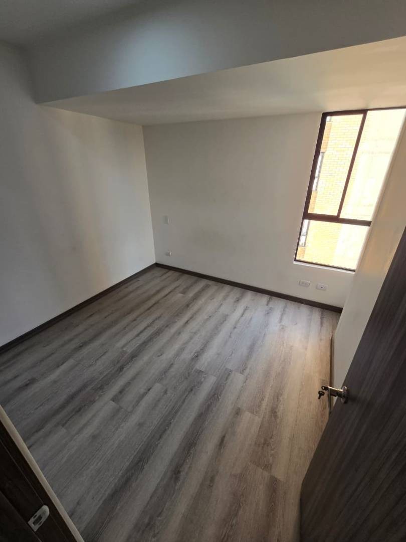 Apartamento en arriendo en Las Palmas, Medellín · foto 6 de 19