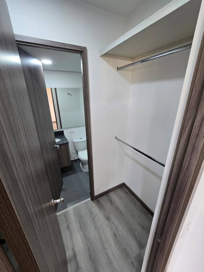 Apartamento en arriendo en Las Palmas, Medellín · foto 7 de 19