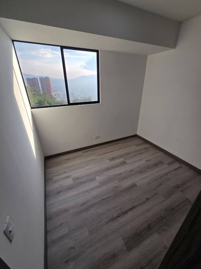 Apartamento en arriendo en Las Palmas, Medellín · foto 13 de 19