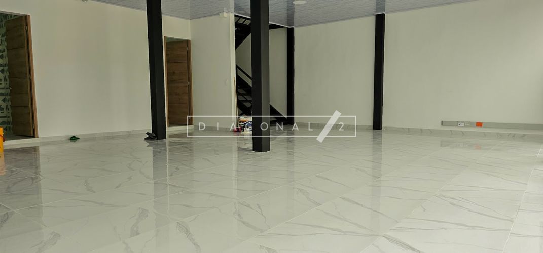Bodega en venta en Siberia, Cota, 2234 m² · foto 2 de 8
