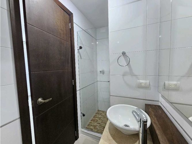 Apartamento de 2 alcobas en venta en La Boquilla, Cartagena, 109 m² · foto 23 de 24