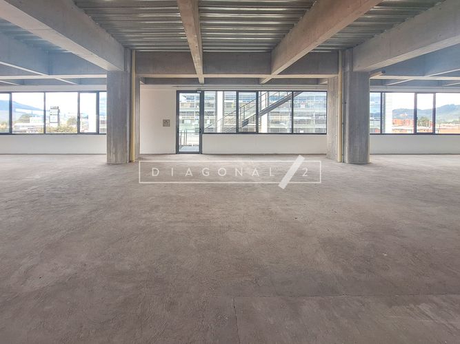 Oficina en arriendo en Fusca, Chía, 901 m² · foto 10 de 13
