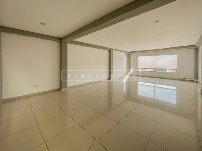 Bodega en arriendo en Canavita, Tocancipá, 1750 m² · foto 2 de 15