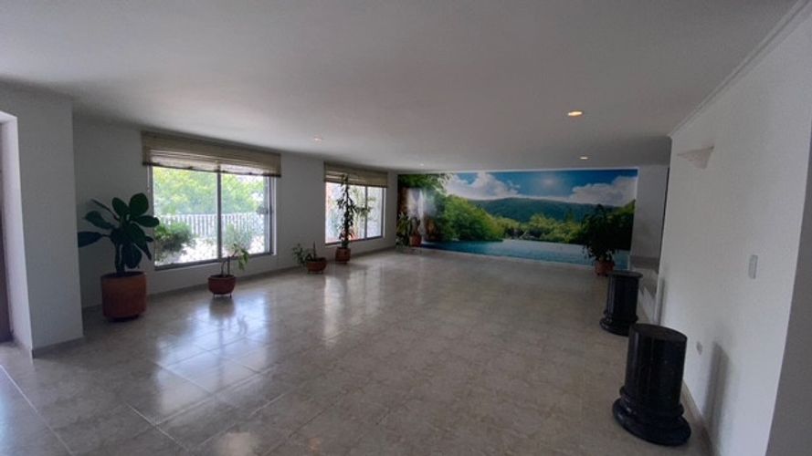 Casa de 4 alcobas en venta en Tejares Cristales, Cali, 490 m² · foto 4 de 24