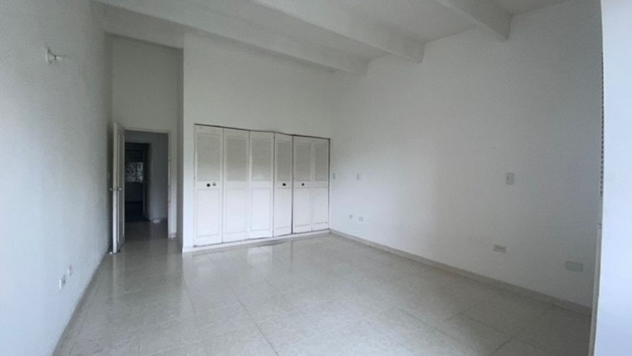 Casa de 4 alcobas en venta en Tejares Cristales, Cali, 490 m² · foto 15 de 24