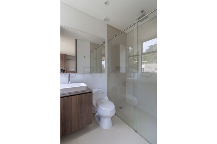 Apartamento de 3 alcobas en venta en Altos De Chozica, Bogotá, 187 m² · foto 18 de 23