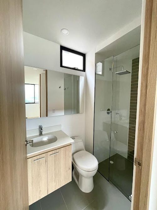 Apartamento de 3 alcobas en arriendo en Loma Del Escobero, Envigado, 100 m² · foto 7 de 24