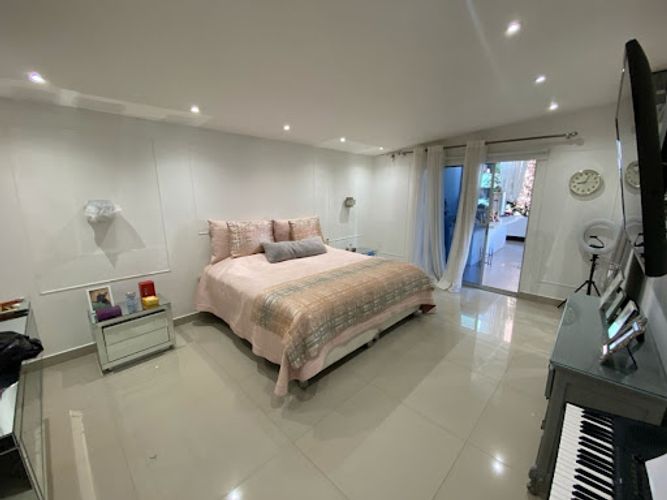 Casa de 5 alcobas en venta en Santa Teresita, Medellín, 440 m² · foto 7 de 24