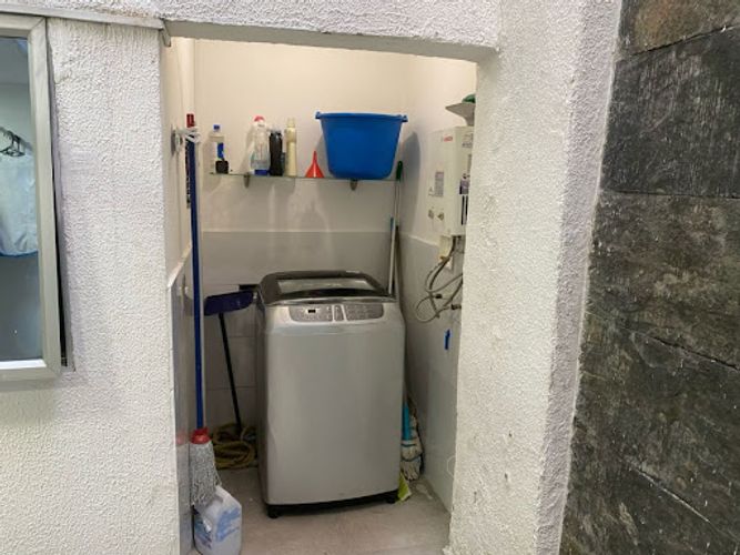 Casa de 5 alcobas en venta en Santa Teresita, Medellín, 440 m² · foto 9 de 24