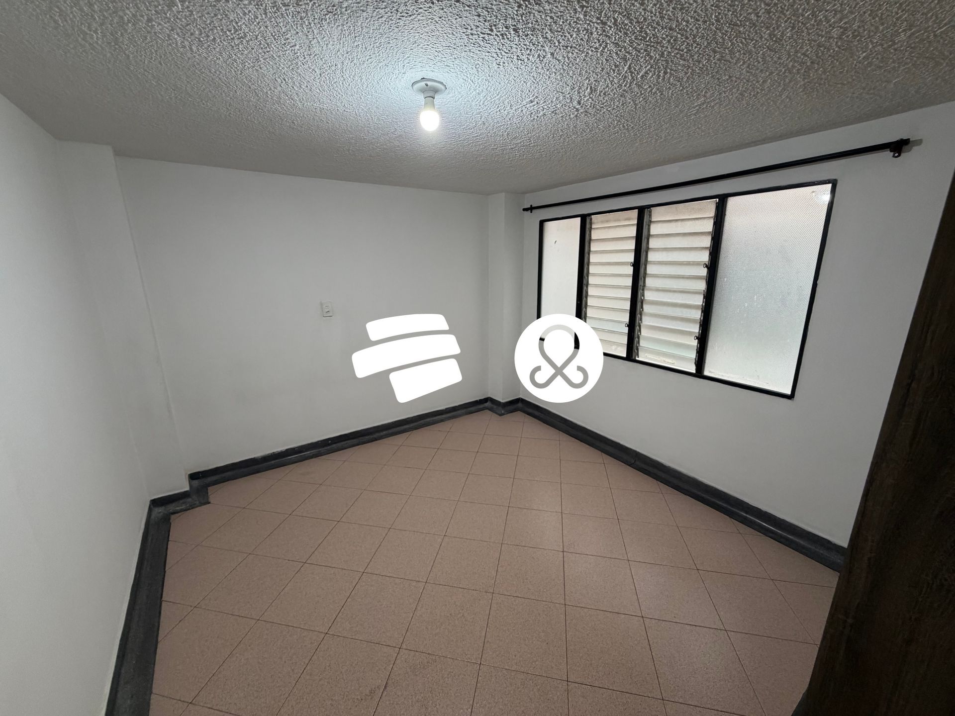 Apartamento en venta en Manrique Central, Medellín · foto 16 de 23