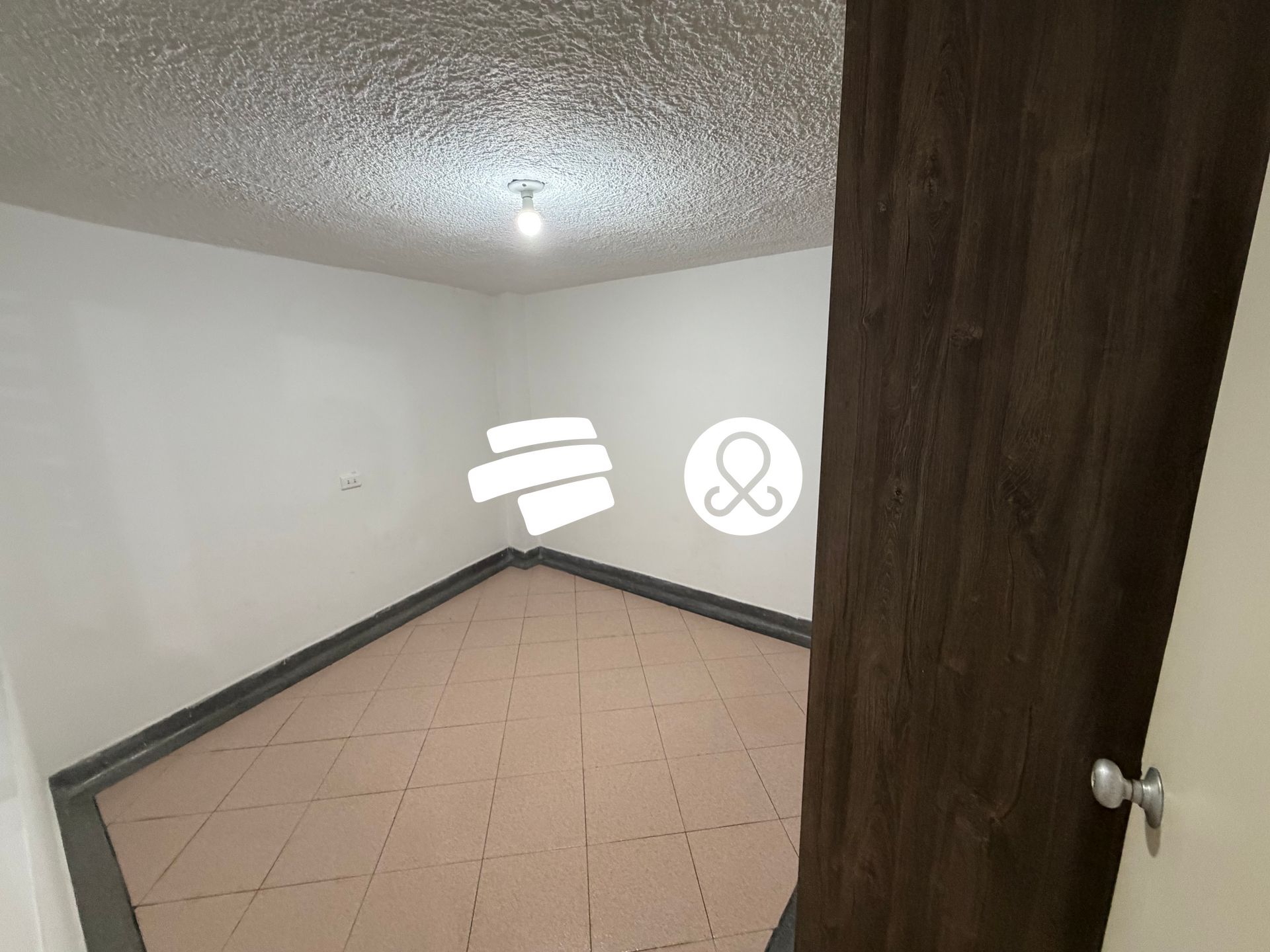 Apartamento en venta en Manrique Central, Medellín · foto 17 de 23