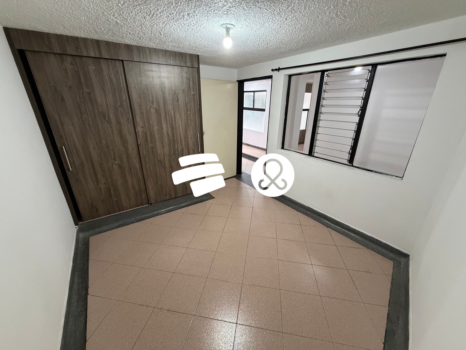 Apartamento en venta en Manrique Central, Medellín · foto 18 de 23