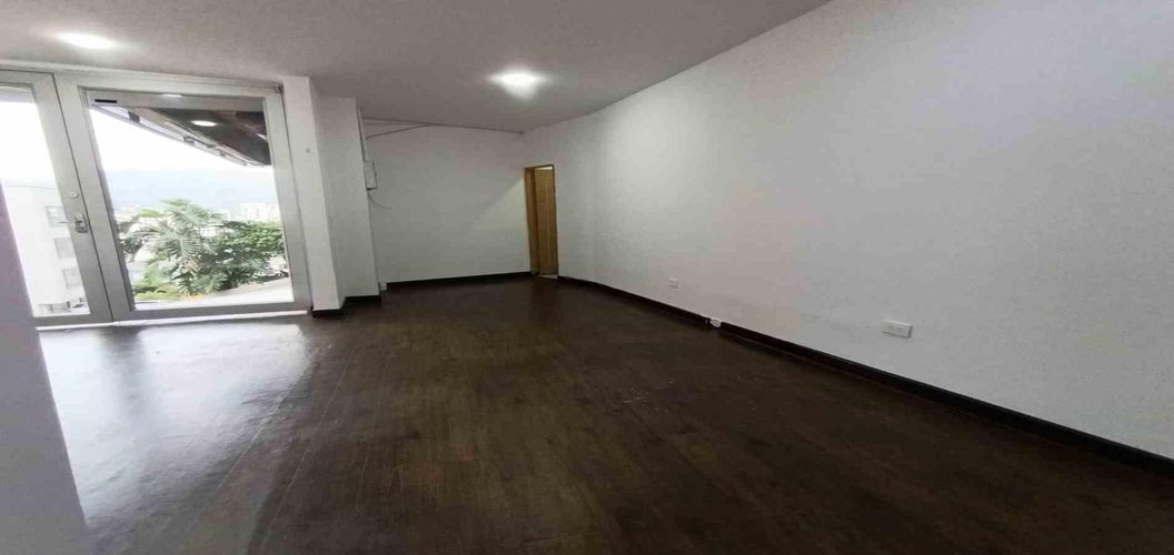 Local en venta en Los Laureles, Manizales, 30 m² · foto 5 de 20