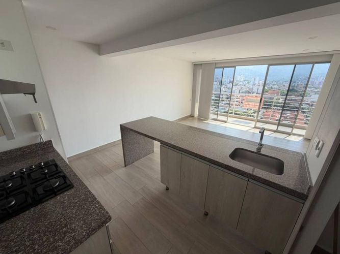 Apartamento de 3 alcobas en venta en Granjas De Provenza, Bucaramanga, 76 m² · foto 4 de 9