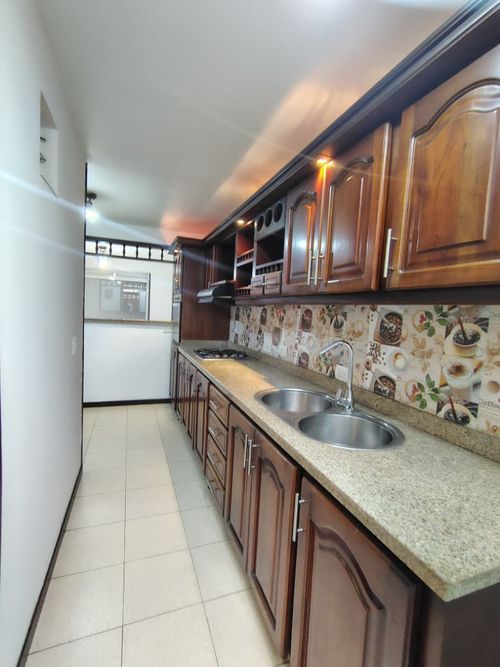Casa de 4 alcobas en venta en Valle Del Lili, Cali, 170 m² · foto 17 de 23