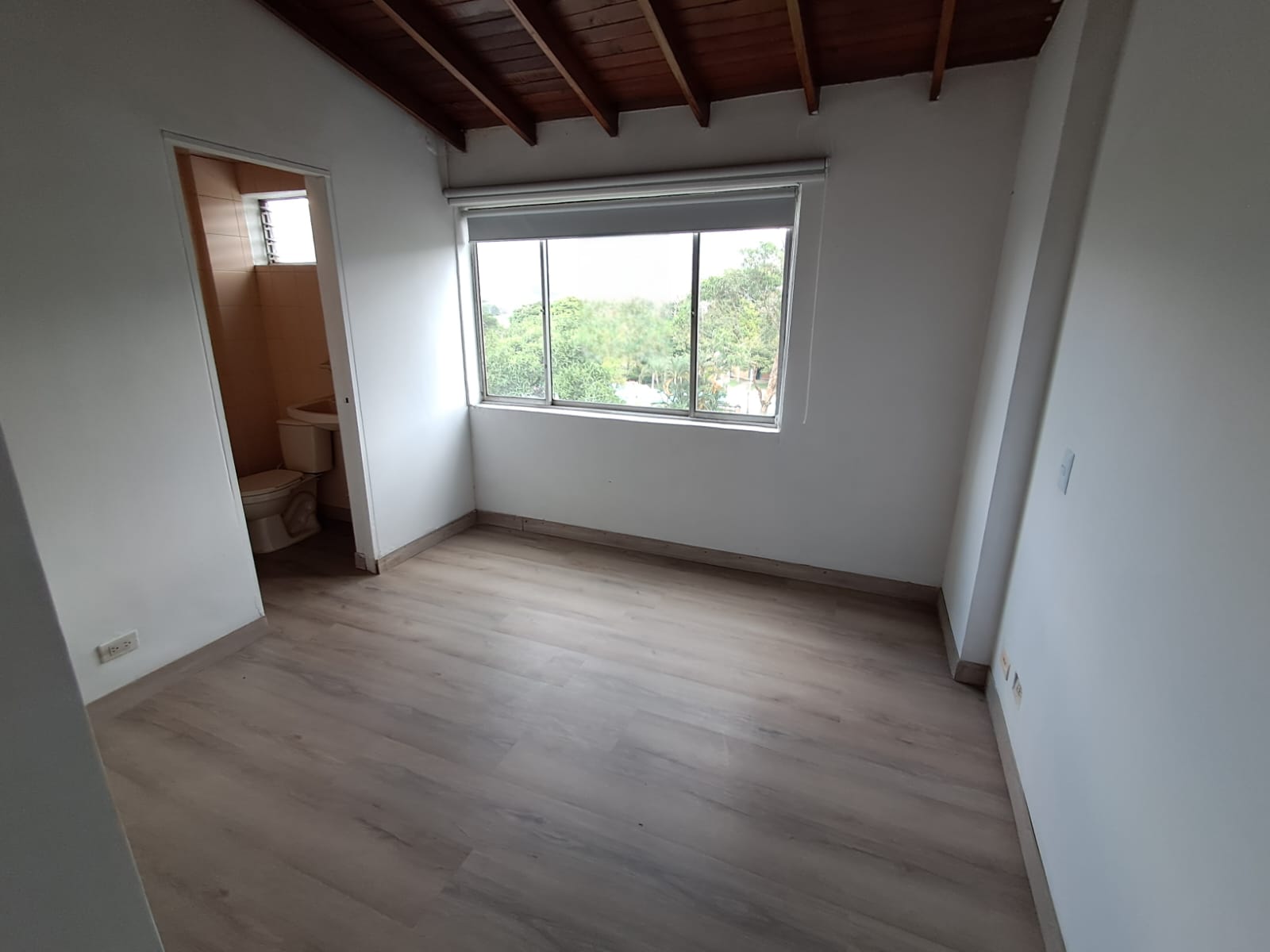 Apartamento en arriendo en Belén, Medellín · foto 3 de 17