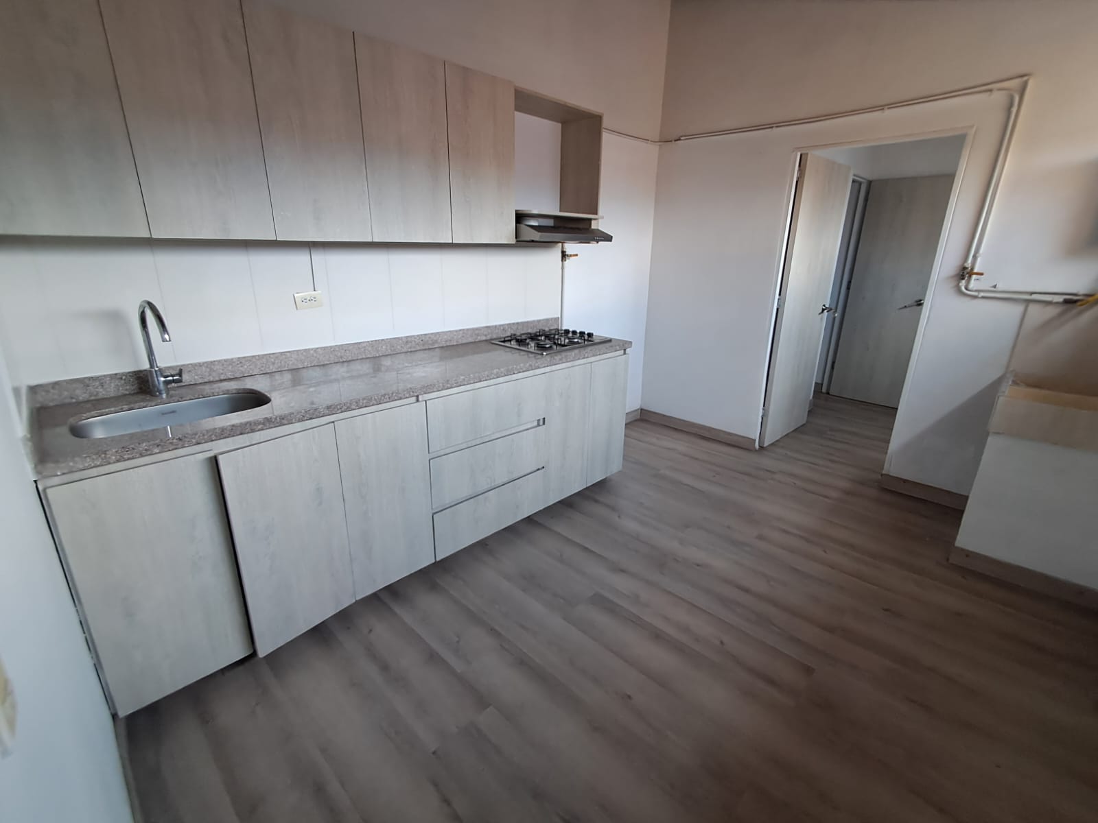 Apartamento en arriendo en Belén, Medellín · foto 8 de 17