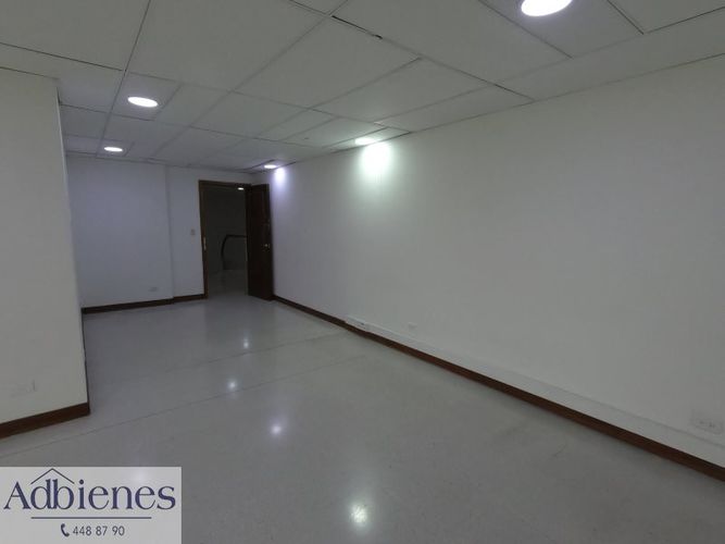 Oficina en arriendo en La Florida, Medellín, 117 m² · foto 2 de 11