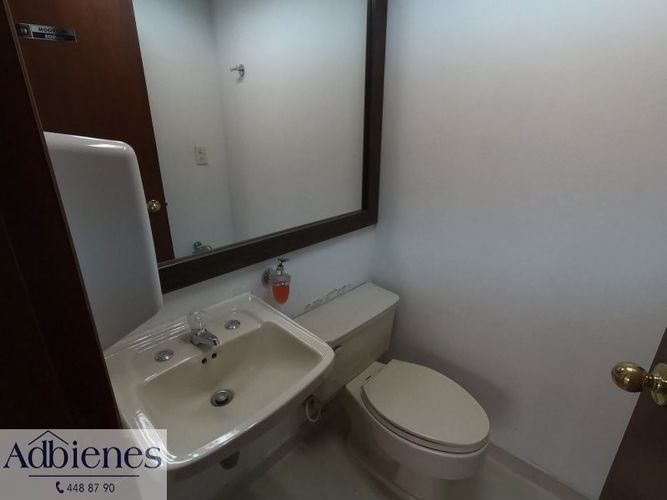 Oficina en arriendo en La Florida, Medellín, 117 m² · foto 8 de 11
