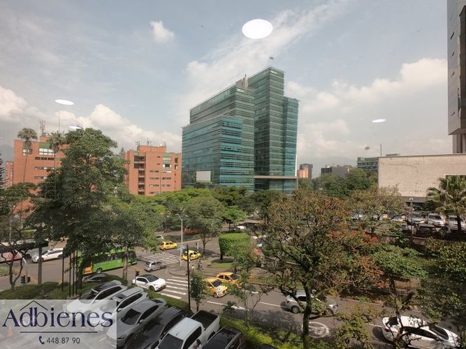 Oficina en arriendo en La Florida, Medellín, 117 m² · foto 9 de 11