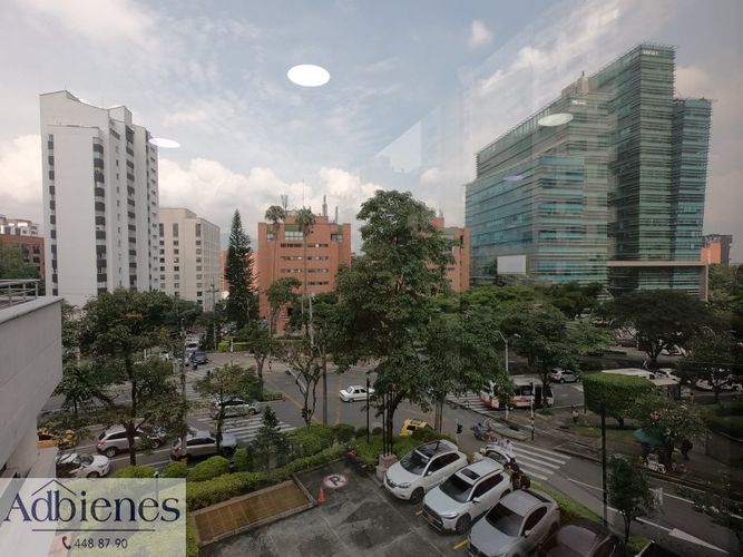 Oficina en arriendo en La Florida, Medellín, 117 m² · foto 11 de 11