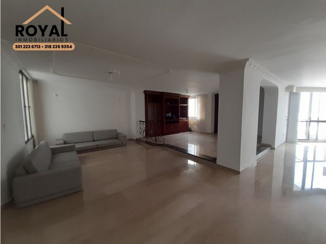 Apartamento de 3 alcobas en venta en Altos Del Prado, Barranquilla, 250 m² · foto 6 de 24