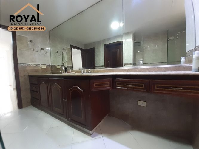 Apartamento de 3 alcobas en venta en Altos Del Prado, Barranquilla, 250 m² · foto 19 de 24