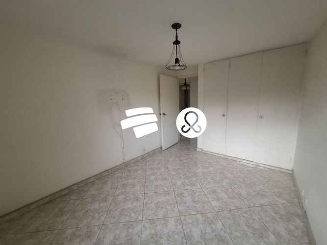 Apartamento de 5 alcobas en venta en Laureles, Medellín, 119 m² · foto 16 de 18