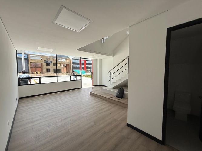 Bodega en arriendo en Vereda Portachuelo, Zipaquirá, 1050 m² · foto 6 de 21