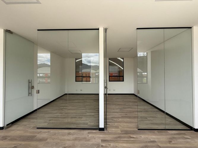 Bodega en arriendo en Vereda Portachuelo, Zipaquirá, 1050 m² · foto 12 de 21