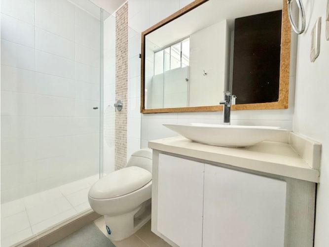 Casa de 3 alcobas en venta en Altos De Guadalupe, Cali, 142 m² · foto 13 de 15