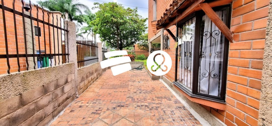 Casa de 2 alcobas en venta en Gascuña, Envigado, 215 m² · foto 7 de 23