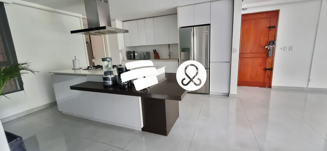 Apartamento de 4 alcobas en venta en El Poblado, Medellín, 272 m² · foto 7 de 24
