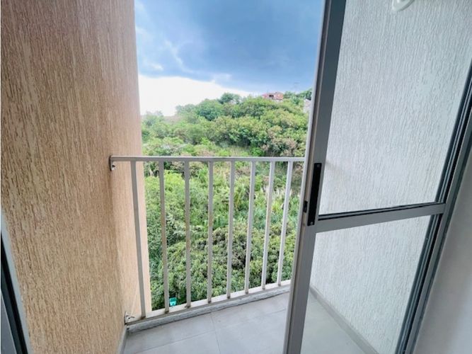Apartamento de 2 alcobas en venta en Aguacatal, Cali, 58 m² · foto 4 de 20