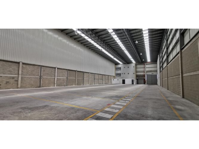 Bodega en venta en Siberia, Cota, 1503 m² · foto 2 de 12