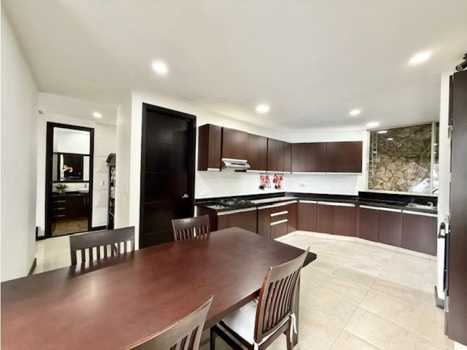 Casa de 4 alcobas en venta en Pilas De Dapa, Cali, 312 m² · foto 8 de 23