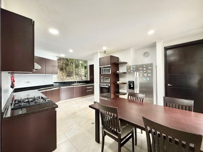 Casa de 4 alcobas en venta en Pilas De Dapa, Cali, 312 m² · foto 9 de 23