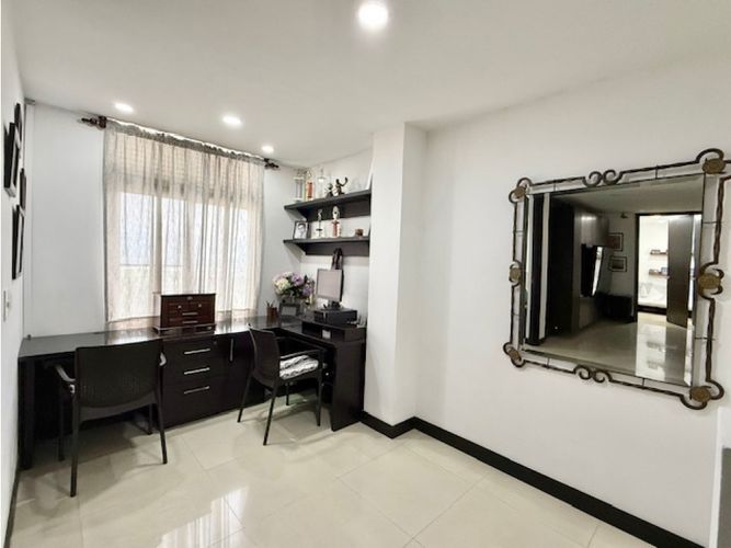 Casa de 4 alcobas en venta en Pilas De Dapa, Cali, 312 m² · foto 13 de 23