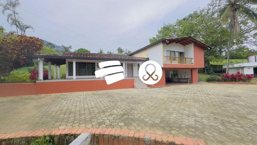 Casa de 5 alcobas en venta en Actividad Multiple, Copacabana · foto 7 de 13