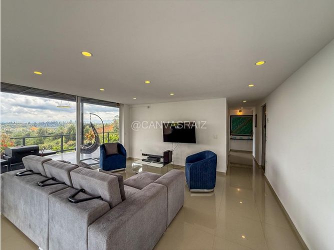 Casa de 3 alcobas en venta en Guarne, 280 m² · foto 5 de 24