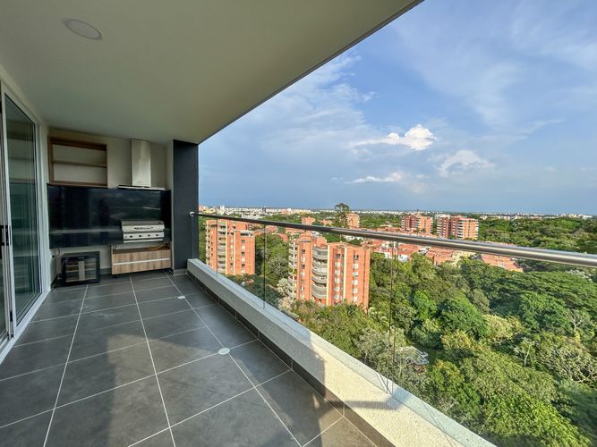 Apartamento de 3 alcobas en venta en Ciudad Jardin, Cali, 171 m² · foto 2 de 24