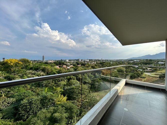 Apartamento de 3 alcobas en venta en Ciudad Jardin, Cali, 171 m² · foto 3 de 24
