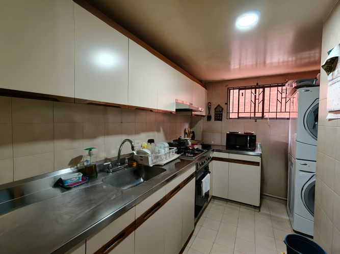 Apartamento en venta en Los Rosales, Bogotá · foto 3 de 12